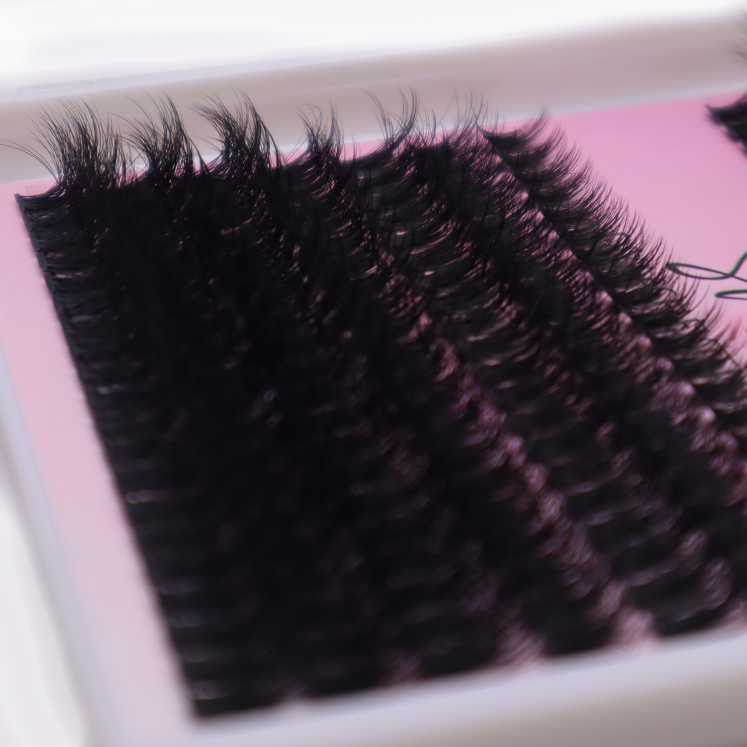 Fluffy D Curl Lash Clusters for Volume & Hybrid Lashes
